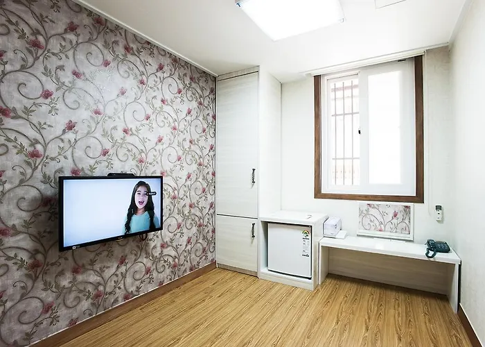 Gasthof Myeongdong Ecohouse 4*
