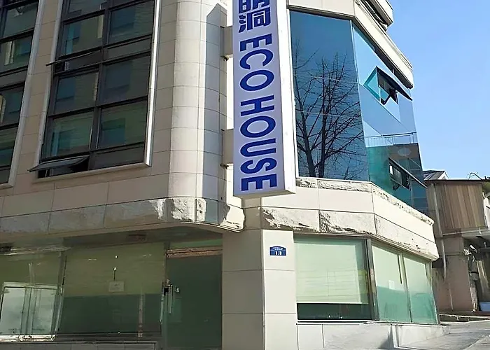 Gasthof Myeongdong Ecohouse 4*